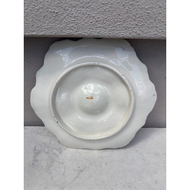 French Majolica Oyster Plate Fives Lille, Circa 1890 For Sale - Image 4 of 4
