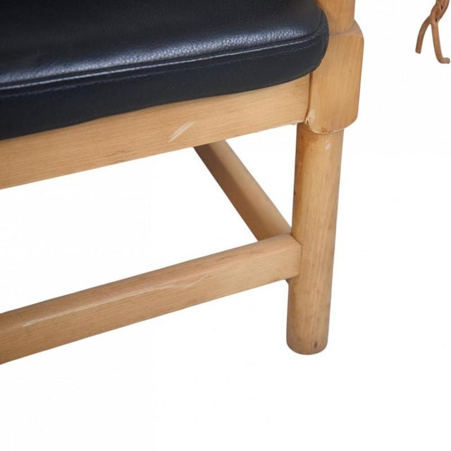 Spoke Back Sofa in Black Leather by Børge Mogensen, 1970s For Sale - Image 11 of 18