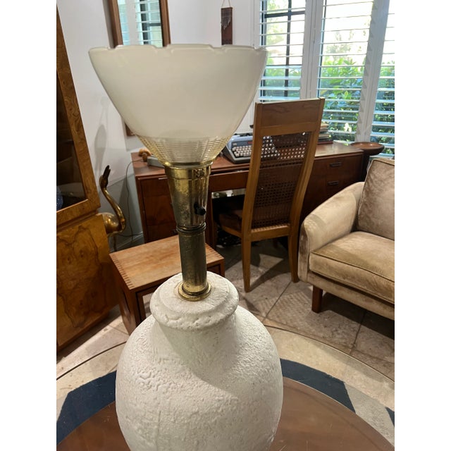 Mid Century Modern Spherical Pottery Lamp For Sale In Miami - Image 6 of 12