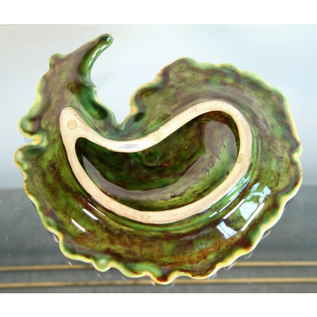 Mid 20th Century Vintage Majolica Fleur De Plume Trinket Dish Catchall For Sale - Image 5 of 6