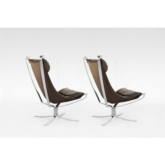 Vintage Highback Falcon Chairs in Brown Leather and Steel by Sigurd Ressell for Vatne Møbler, 1970s, Set of 2 For Sale - Image 3 of 9