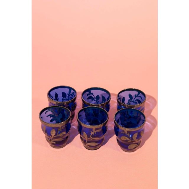 Navy Blue Late 20th Century Bohemian Glass Decanter Set With Glasses- 7 Pieces For Sale - Image 8 of 8