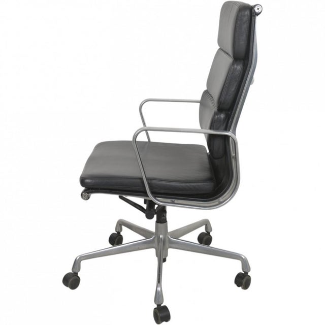 EA219 Office Chair in Black Leather by Charles Eames, 2000s For Sale - Image 18 of 18