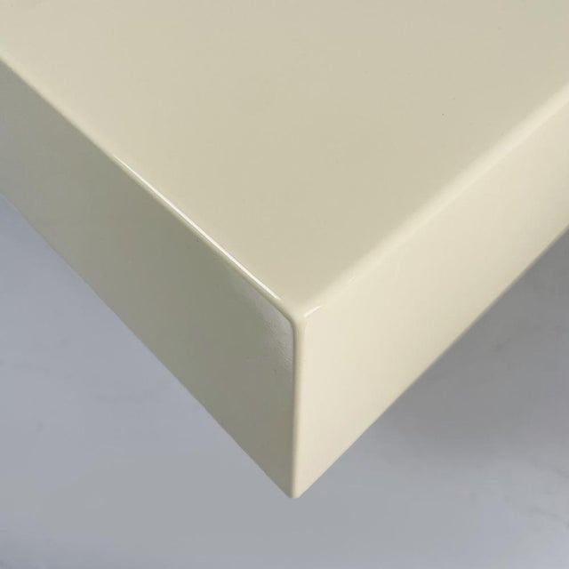 1980s Modern Italian Coffee Table in Light Yellow Wood, 1980s For Sale - Image 5 of 18