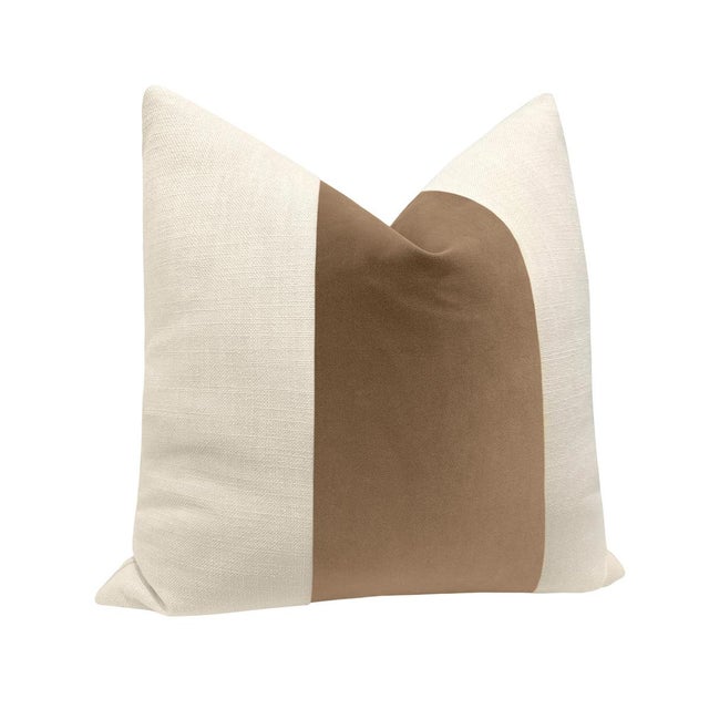 Contemporary 22" Nutmeg Designer Velvet Panel + Linen Pillows - A Pair For Sale - Image 3 of 4