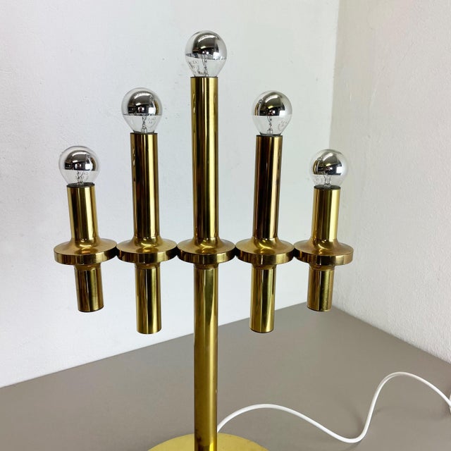 1960s Modernist Brass Table Light in the style of Gaetano Sciolari, Italy, 1970s For Sale - Image 5 of 18
