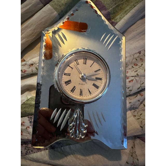 Vintage Glass/Crystal Clock For Sale In New York - Image 6 of 12