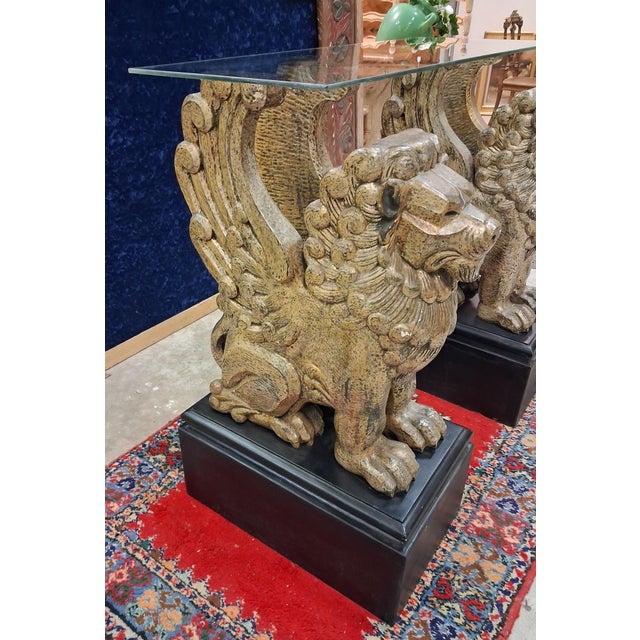 Mid-Century Console with Guardian Lions in Carved and Gilded Wood, 1950s For Sale - Image 3 of 6