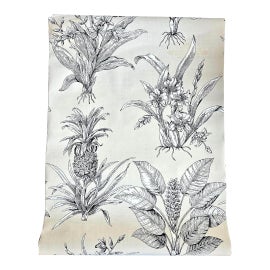 Example of Thibaut Wallpaper
