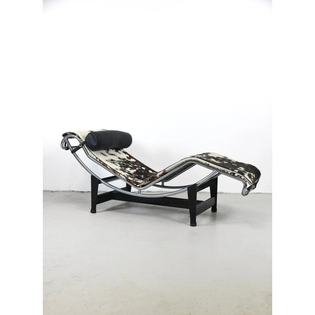 Cassina LC4 Chaise Lounge by Le Corbusier for Cassina, 1970s For Sale - Image 4 of 8