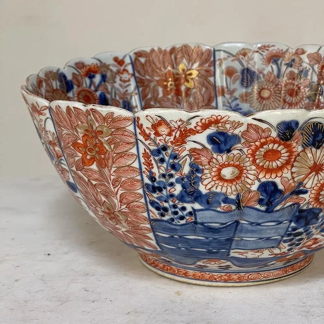 Asian Antique 19th Century Imari Hand-Painted Serving Bowl For Sale - Image 3 of 13
