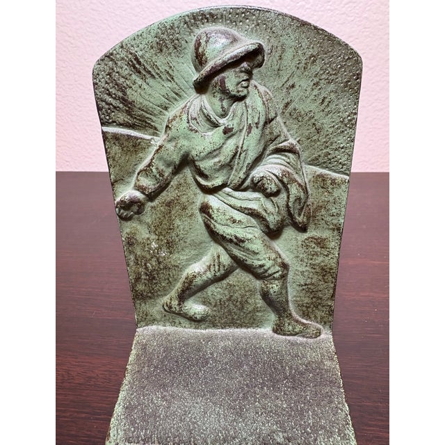 Mid-Century Modern Vintage Metal Bookends With W W I I Era Soldiers on Them - A Pair For Sale - Image 3 of 7