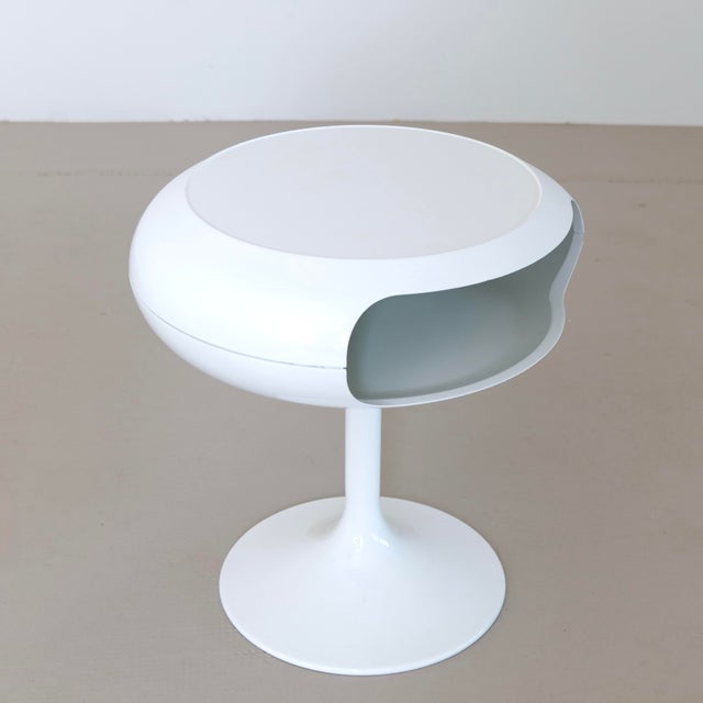1970s Space Age Fiberglass Bedside Tables from Opal Möbel, 1970s, Set of 2 For Sale - Image 5 of 7