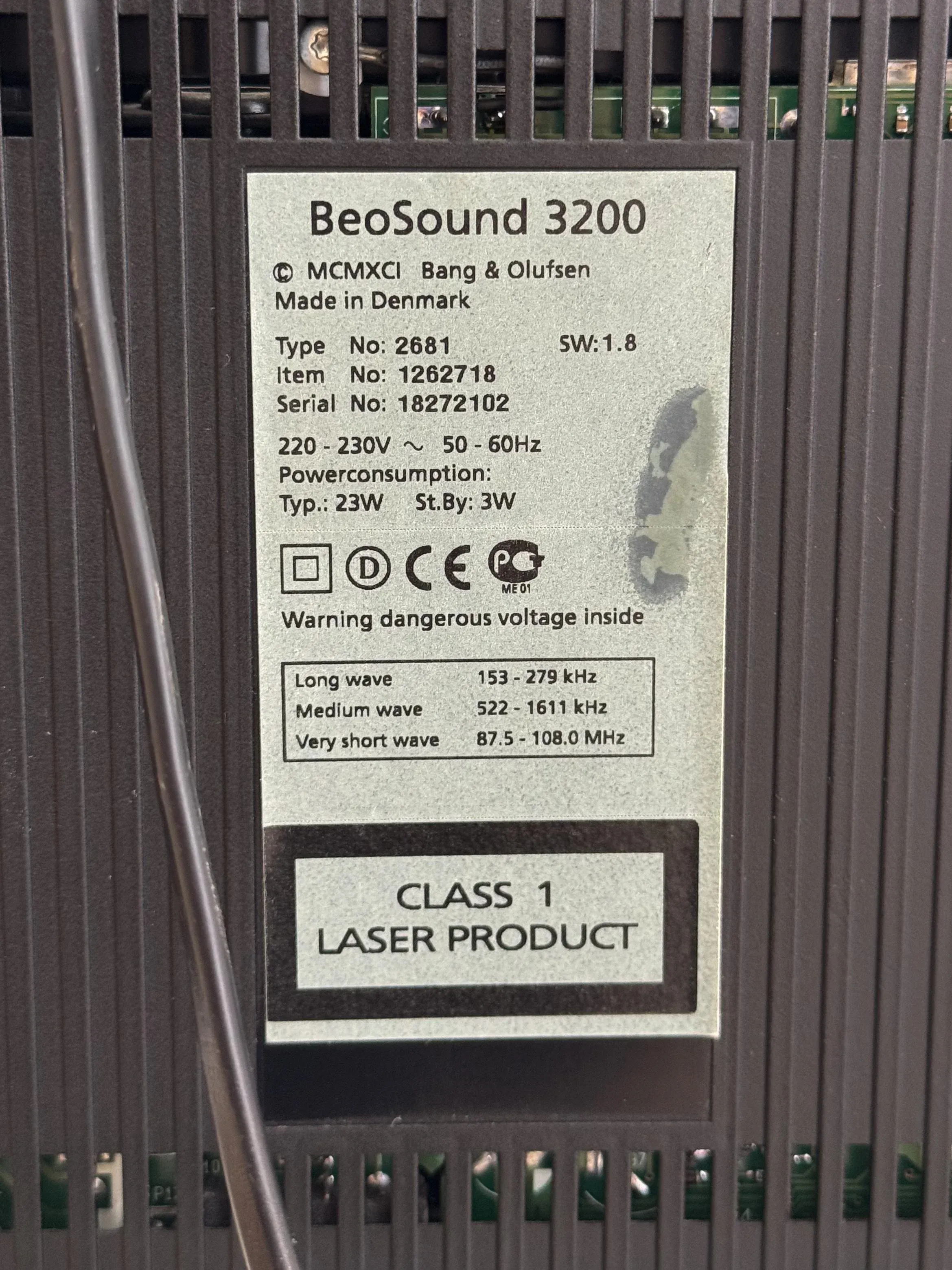 Beosound 3200 & Beolab 8000 from Bang & Olufsen, 1990s, Set of 3