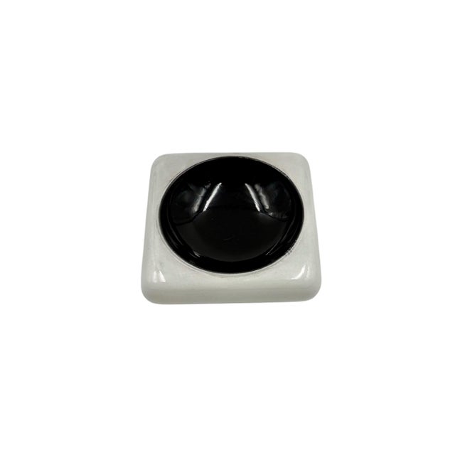 1970s Space Age Black and White Ceramic Ashtray / Vide Poche, Italy 1970s For Sale - Image 5 of 12
