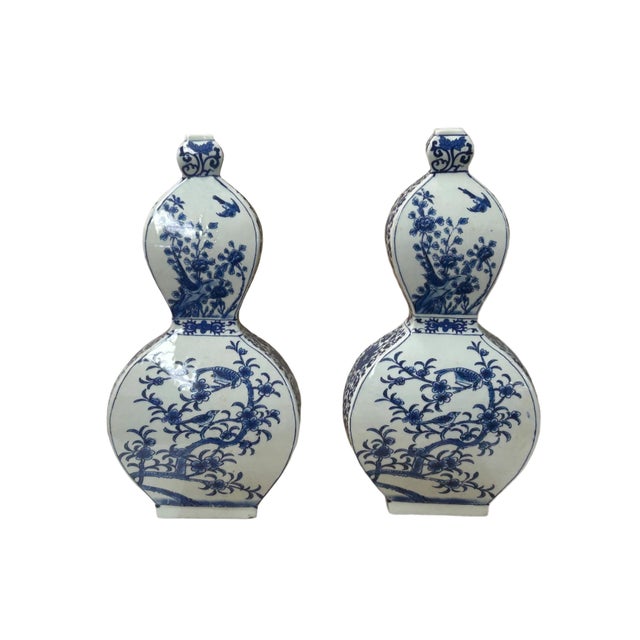 Oriental Slim Flat Gourd Shape Flower Theme Porcelain Art Vase For Sale - Image 10 of 14