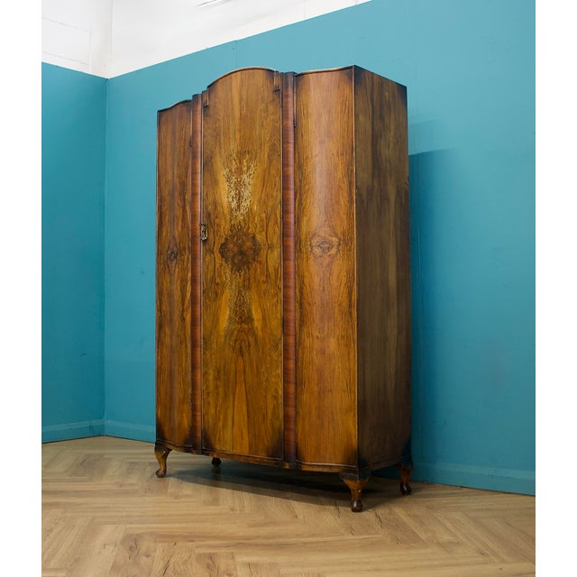 Art Deco Wardrobe in Walnut, 1930s For Sale - Image 3 of 9