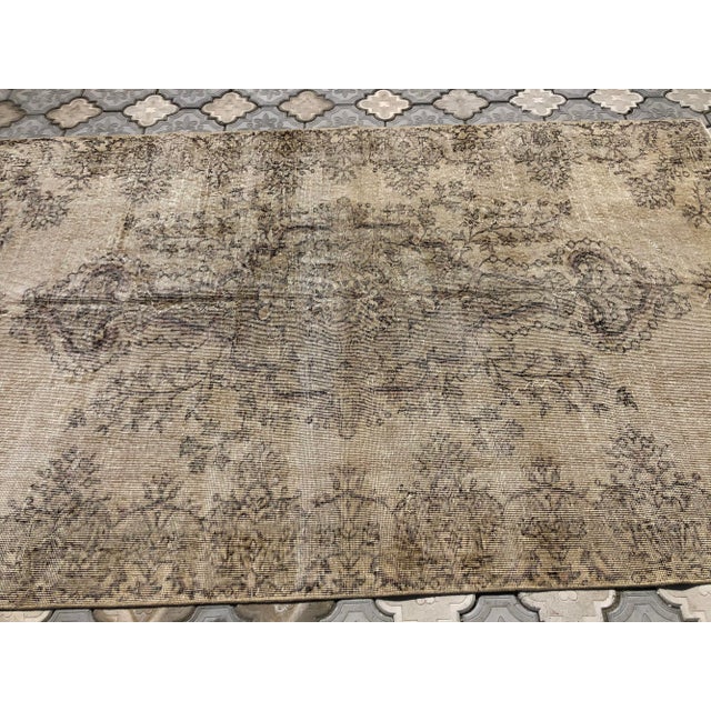 Vintage Oushak Tan Wool Rug For Sale - Image 4 of 9