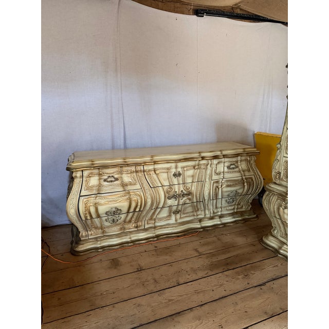 French Provincial 1960's French Provincial Bedroom Set From the For Sale - Image 3 of 5