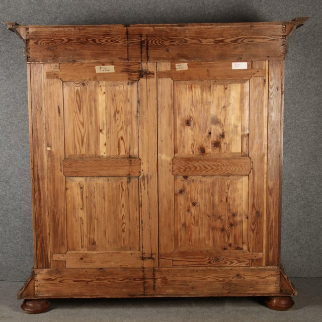 Large Antique Baroque Cabinet in Walnut, 1750 For Sale - Image 16 of 18