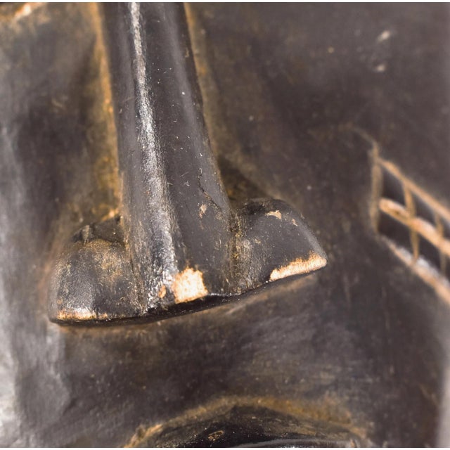 Early 20th Century Yaure Baule Portrait Mask Côte d'Ivoire For Sale - Image 4 of 7