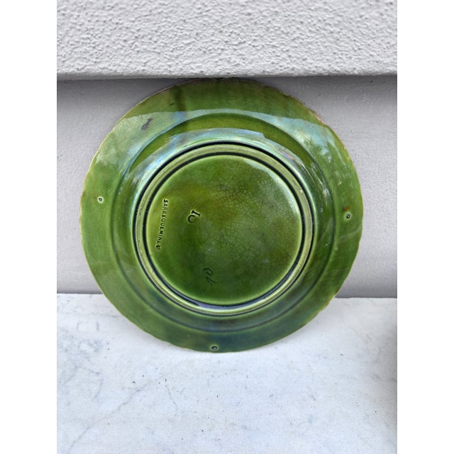 French Country 19th Majolica Bird Sarreguemines Plate For Sale - Image 3 of 6