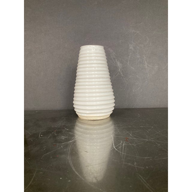 Set of 3 Contemporary Ceramic Vases, White For Sale In Boston - Image 6 of 9
