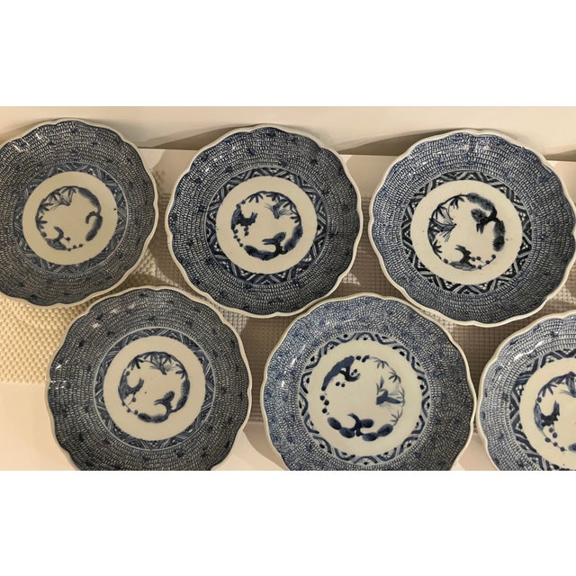Late 19th Century Antique Blue and White Plates - Set of 11 - Scalloped Edge - 8.25" Round - End Edo or Beginning Meiji Period For Sale - Image 5 of 18