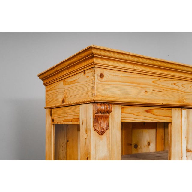 Brown Display Cabinet in Pine, 1800s For Sale - Image 8 of 18