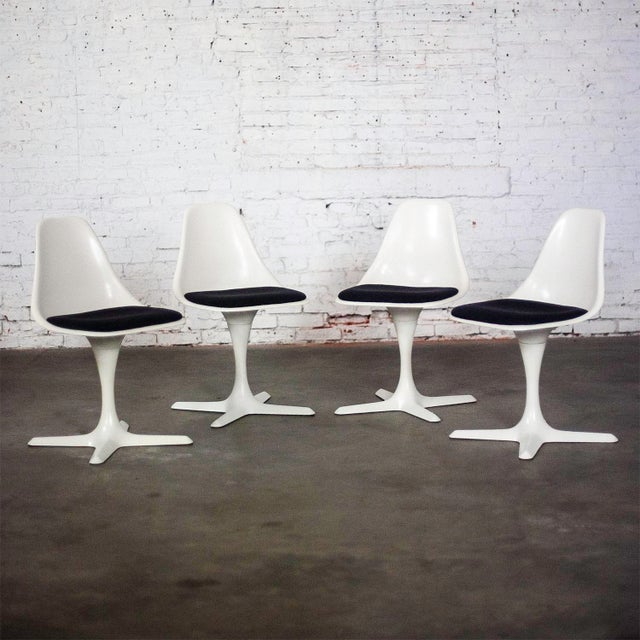 Mid 20th Century Mid-20th Century MCM Burke Tulip Side Chairs No 103 White Shell Black Cushions Oval Stationary 4 Prong Base Set of 4 For Sale - Image 5 of 18