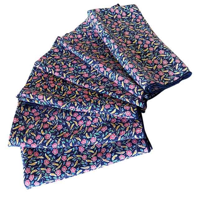 1990s 1990s Vintage Floral Laura Ashley-Style Cotton Cloth Placemats and Napkins - Set of 12 For Sale - Image 5 of 9