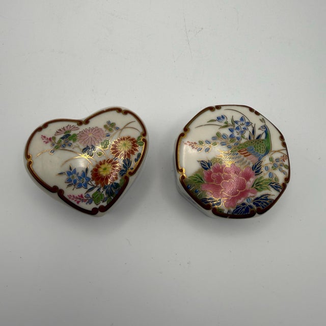 White Vintage Shibata Japan Porcelain Trinket Box Set Heart & Hexagon Floral Gold Trim For Sale - Image 8 of 10