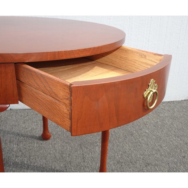 Vintage Queen Anne Style Round Mahogany Side Table by Baker Furniture Co. For Sale In Los Angeles - Image 6 of 13