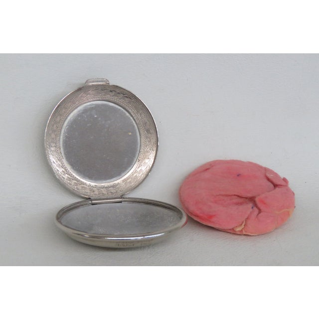 1920s Richard Hudnut Powder Compact Engraved Silver Tone Art Deco Pocket Mirror 4775b For Sale - Image 5 of 12