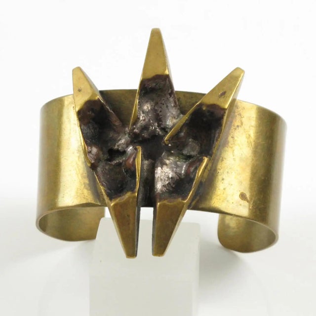 1960s French Sculptor Henri Nogaret Mid-Century Brutalist Bronze Cuff Bracelet For Sale - Image 5 of 8