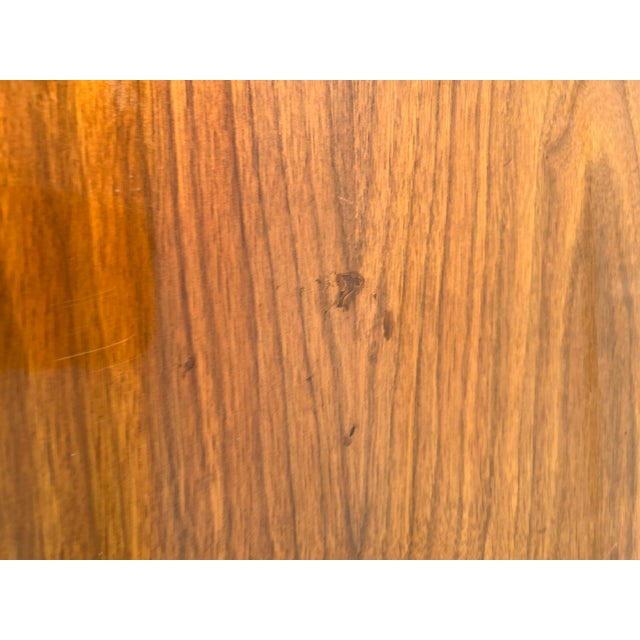 Mid-Century Modern Walnut & Brass Nightstands Attributed to Young Manufacturing For Sale - Image 18 of 18