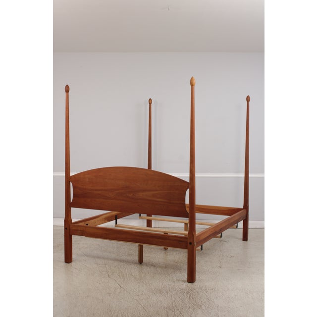 1990s Stickley Cherry Pencil Post Queen Size Bed For Sale - Image 5 of 18