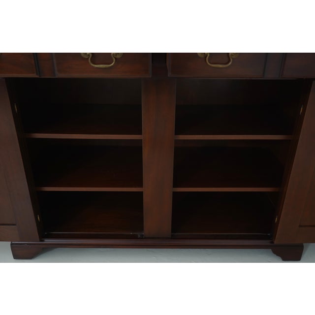 1970s Kittinger Wa-1027 Colonial Williamsburg Mahogany Cupboard For Sale - Image 5 of 18