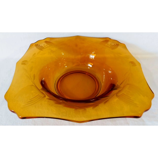 Elegant vintage mid century etched and scalloped amber glass serving bowl. Made in the USA - Circa 1960s/1970s. Beautiful...