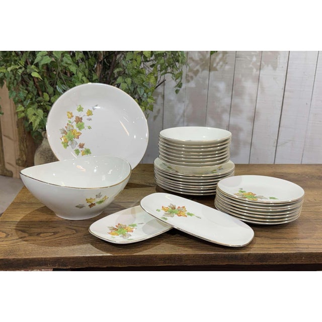Earthenware Automne Dinner Service from Gien, 1970s, Set of 27 For Sale - Image 17 of 17