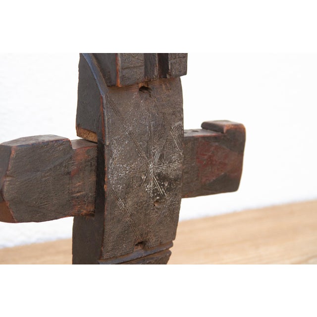 Carved Dogon Guardian Balance & Harmony Door Lock For Sale In Los Angeles - Image 6 of 8