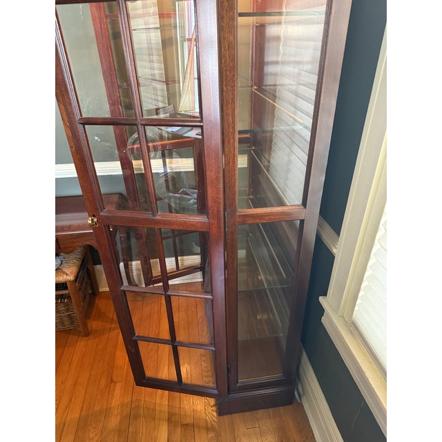 Vintage Lighted Mahogany Curio Cabinet, Attributed to Hickory Chair For Sale - Image 10 of 11