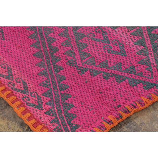 1950s Vintage Frazada Kilim in Pink & Charcoal Geometric Pattern - Rug & Kilim For Sale - Image 5 of 7