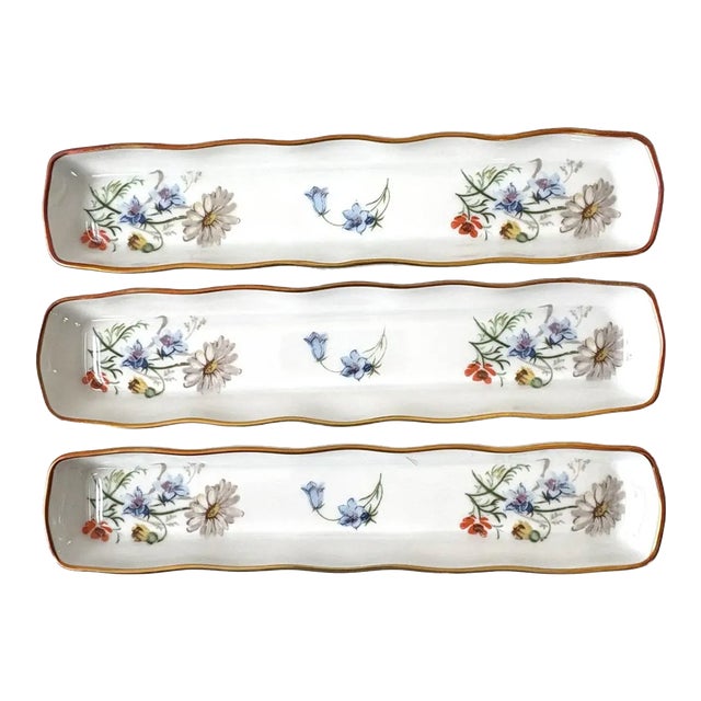 Set of 3, Mid 20th Century Limoges France Handpainted Porcelain Trinket or Jewelry Tray For Sale