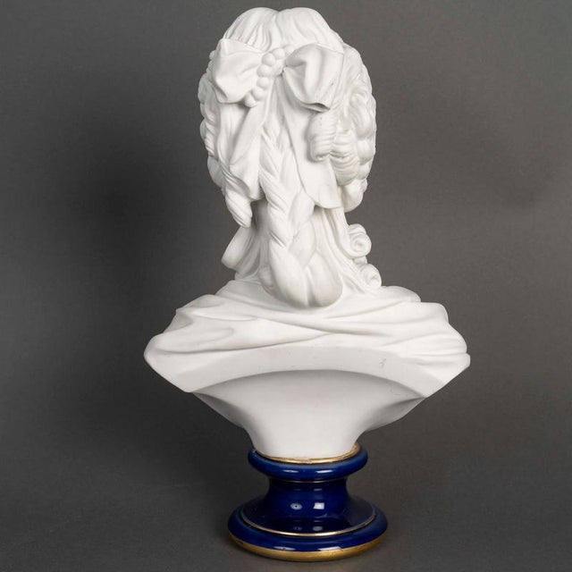 Ceramic Bust of Marie Antoinette in Sèvres Biscuit Porcelain, 1900s For Sale - Image 7 of 9