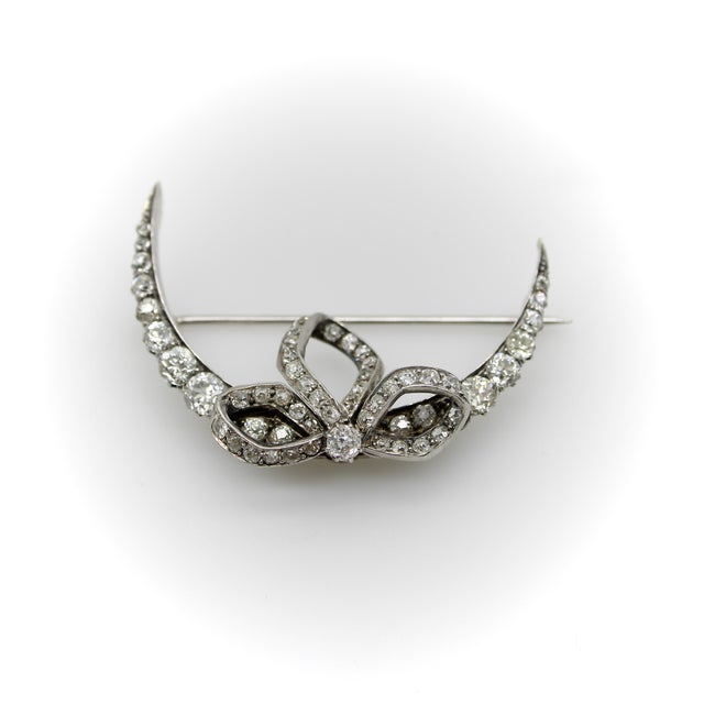Early 20th Century Victorian Old Mine Cut Diamond Crescent Moon With Bow Brooch For Sale In Los Angeles - Image 6 of 12