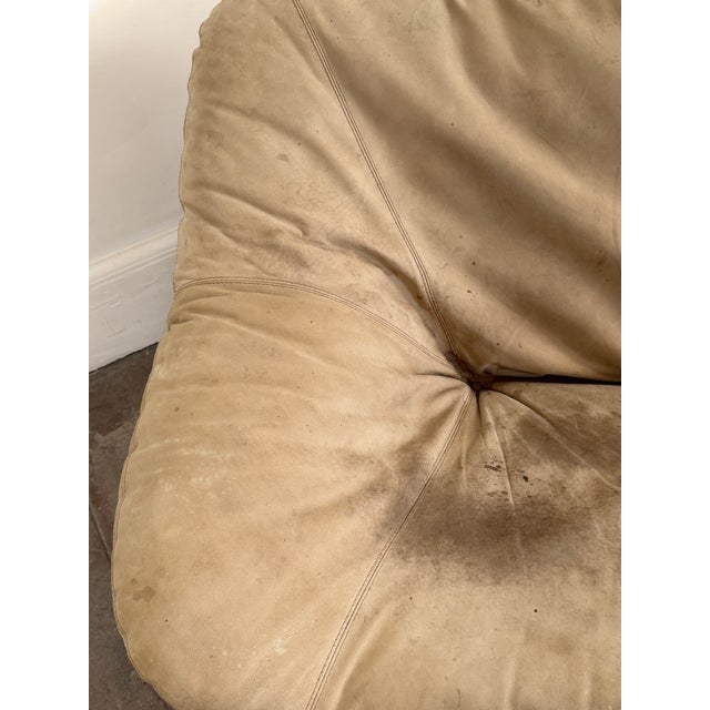 Vintage 1970’s Leolux Leather Loveseat Sofa For Sale - Image 12 of 18