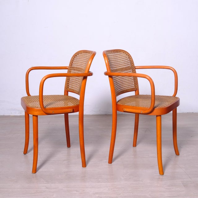 Elegant vintage armchair designed by Marcel Breuer for Italcomma. The seat and backrest are made of fine Vienna straw. A...