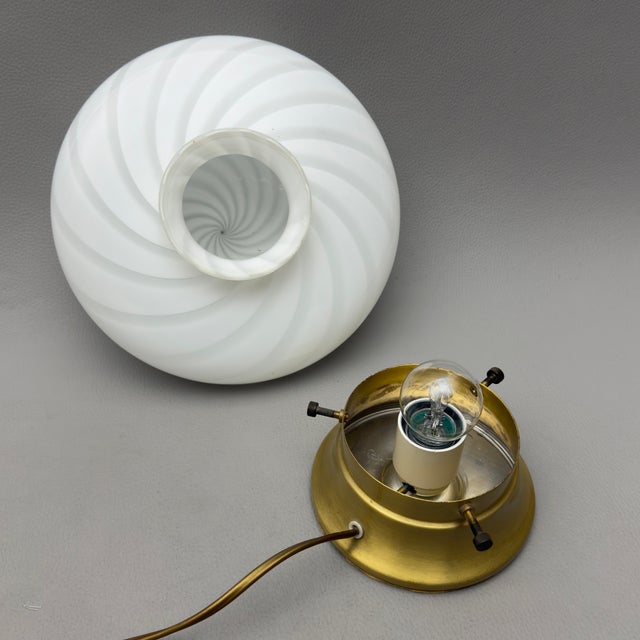 White Murano Glass Table Lamp, 1970s For Sale - Image 9 of 13
