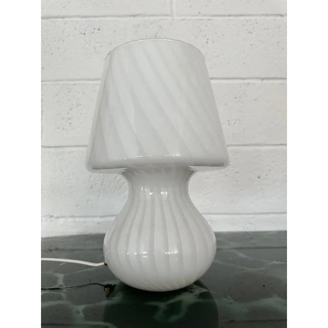Murano Mushroom Table Lamp, 1970 For Sale - Image 3 of 5
